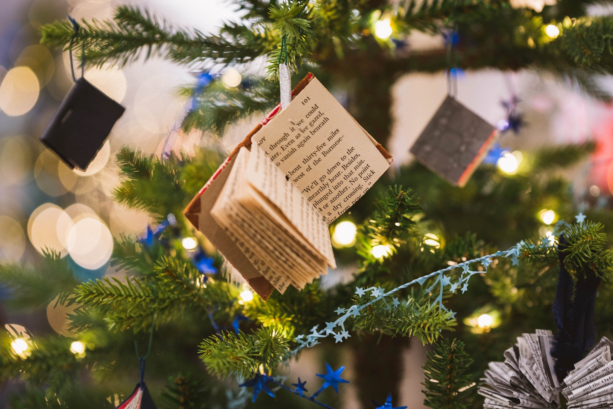 Cadeaux au pied du sapin